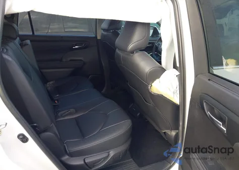 2023 Toyota Highlander Xle z USA, uszkodzony, nr VIN 5TDKDRAH2PS037144